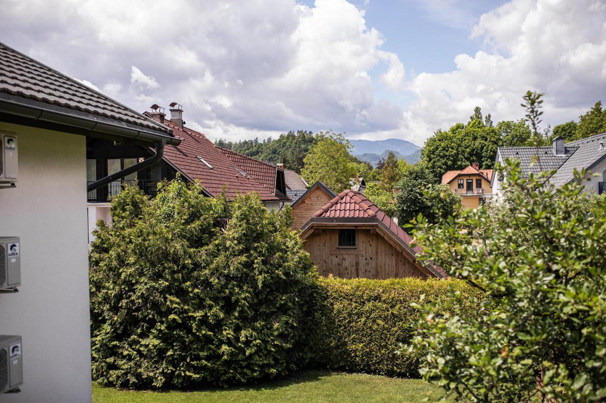Apartments Villa Annamaria Bled Exteriör bild